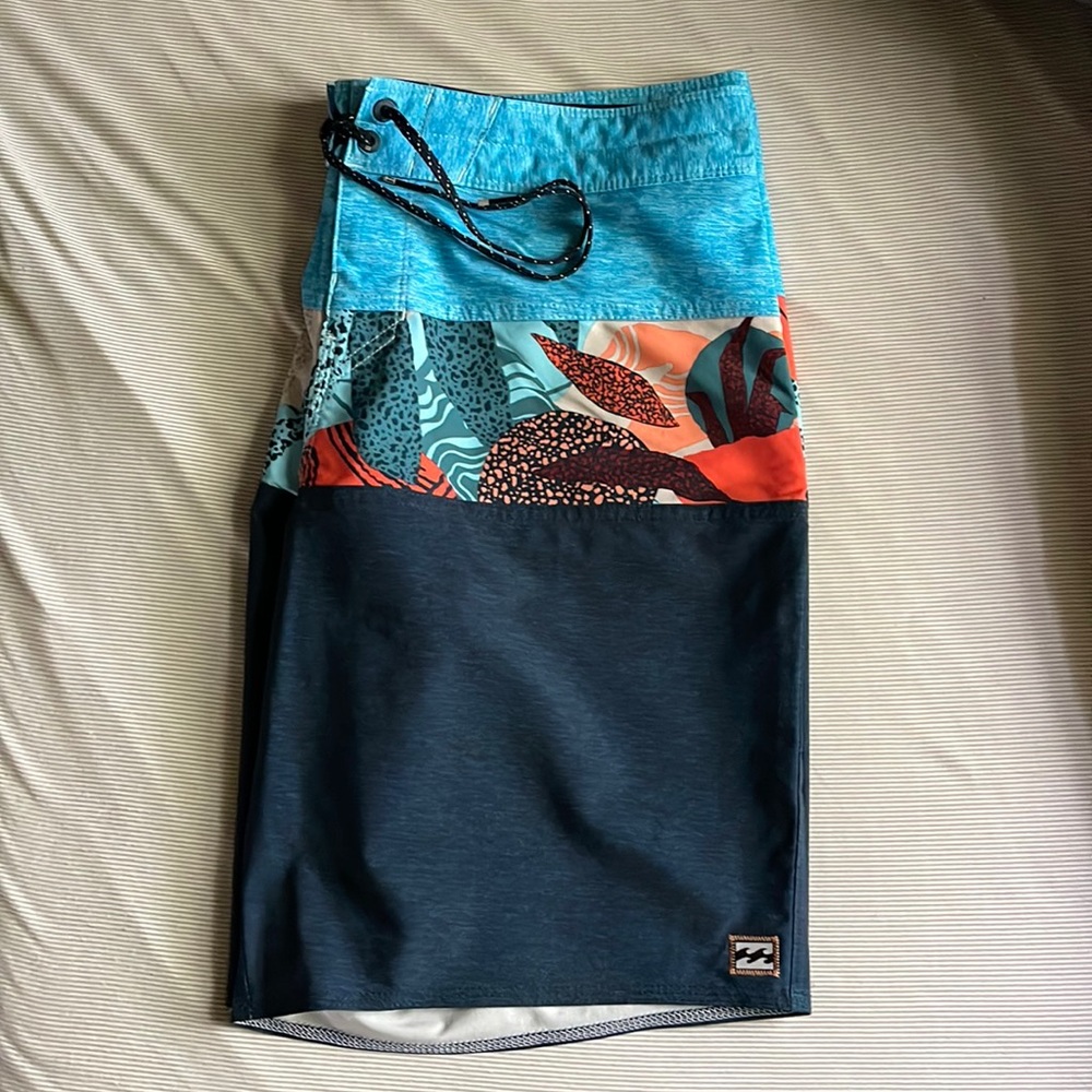 Billabong Tribong Pro Board shorts